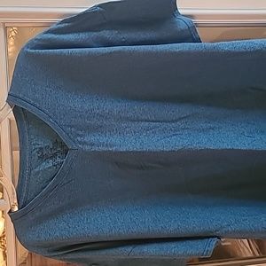 Mena v neck fruit of the loom